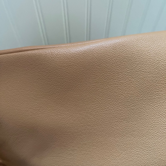 Vince Camuto shoulder bag - Picture 4 of 9